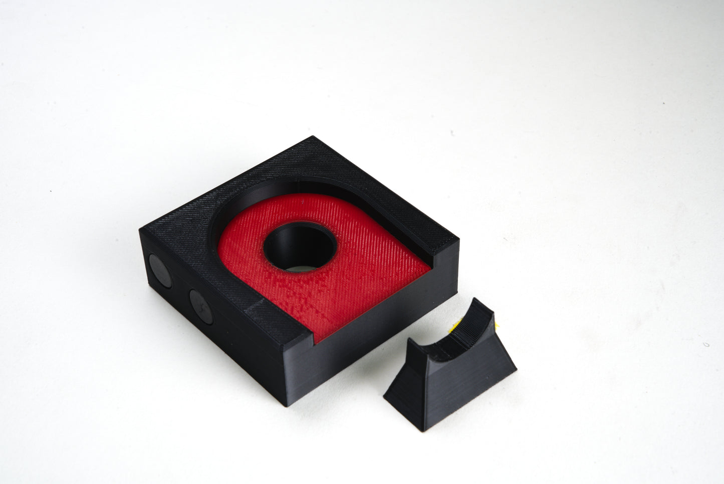 Magnetic Snap Ratchet Holder - Red