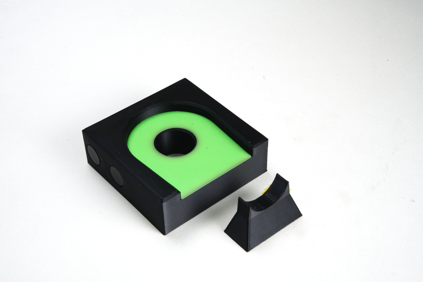 Magnetic Snap Ratchet Holder - Green